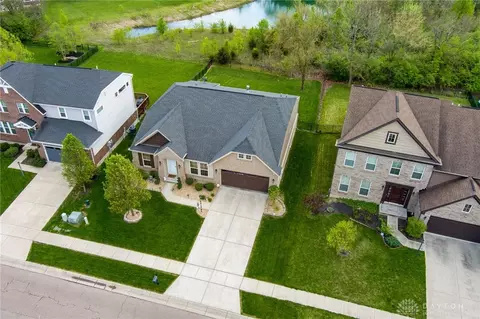 135 Clearsprings Dr, Springboro, OH 45066 photo 56