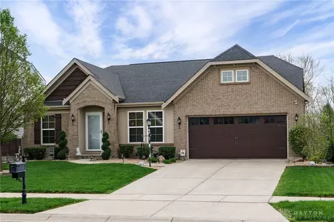 135 Clearsprings Dr, Springboro, OH 45066 photo 3
