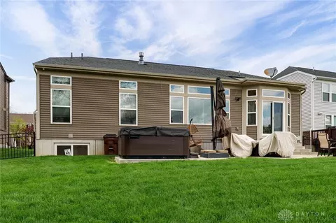 135 Clearsprings Dr, Springboro, OH 45066 photo 50
