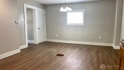 739 N Belmont Ave, Springfield, OH 45503 photo 11