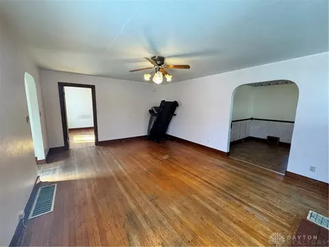 1315 N Lowry Ave, Springfield, OH 45504 photo 8