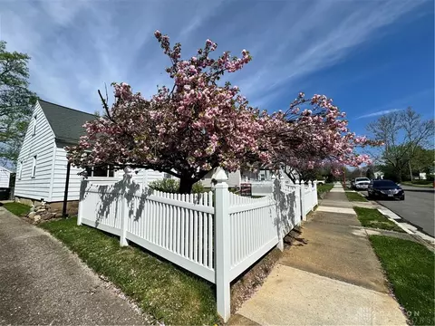 1315 N Lowry Ave, Springfield, OH 45504 photo 4