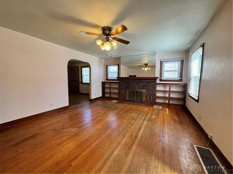 1315 N Lowry Ave, Springfield, OH 45504 photo 6