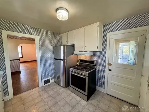 1315 N Lowry Ave, Springfield, OH 45504 photo 11