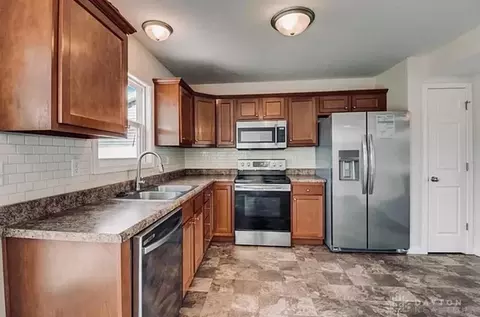 2621 Ruby Ln, Middletown, OH 45044 photo 6