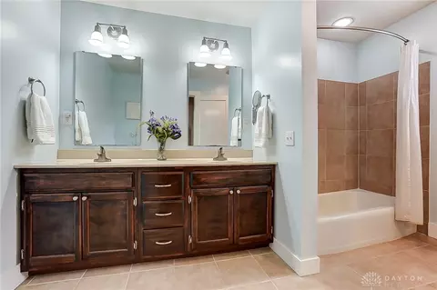 623 Snowhill Blvd, Springfield, OH 45504 photo 17