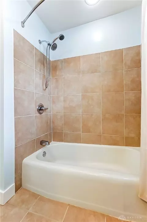 623 Snowhill Blvd, Springfield, OH 45504 photo 18