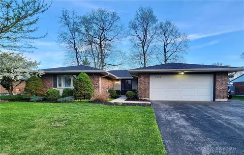 5990 Charlesgate Rd, Dayton, OH 45424