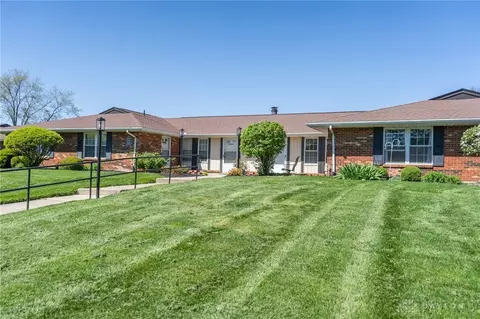 8852 Washington Colony Dr, Dayton, OH 45458