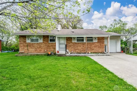 11492 Farmington Rd, Forest Park, OH 45240