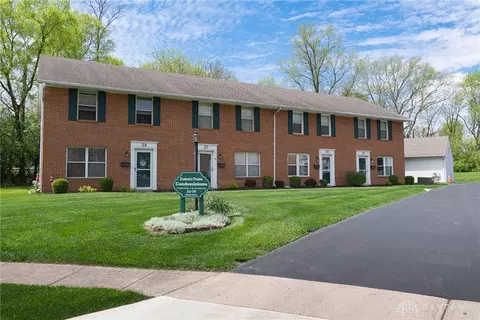 35 Gabriel St, Vandalia, OH 45377