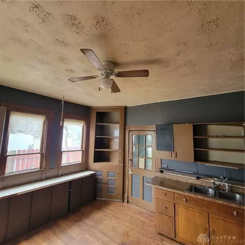 401 N Western Ave, Springfield, OH 45504 photo 12