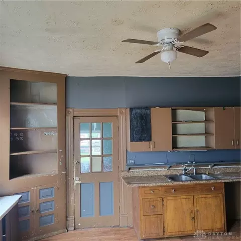 401 N Western Ave, Springfield, OH 45504 photo 11