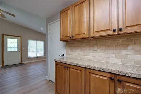 3844 Longridge Dr, Kettering, OH 45429 photo 12