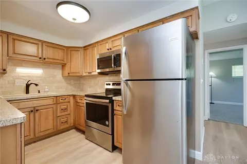 3844 Longridge Dr, Kettering, OH 45429 photo 10