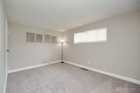 3844 Longridge Dr, Kettering, OH 45429 photo 22
