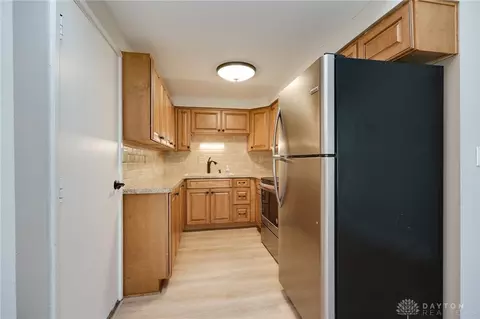 3844 Longridge Dr, Kettering, OH 45429 photo 9