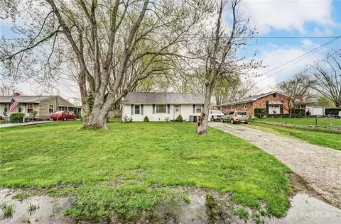 2001 Wellington Rd, Middletown, OH 45044