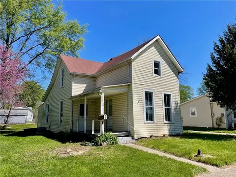 53 E Xenia St, Jamestown, OH 45335