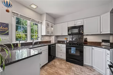 158 Lyons Dr, Dayton, OH 45459 photo 15