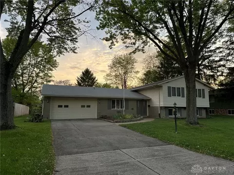 5651 Oak Valley Rd, Dayton, OH 45440 photo 2