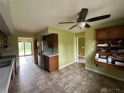 5651 Oak Valley Rd, Dayton, OH 45440 photo 15