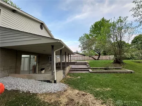 5651 Oak Valley Rd, Dayton, OH 45440 photo 6