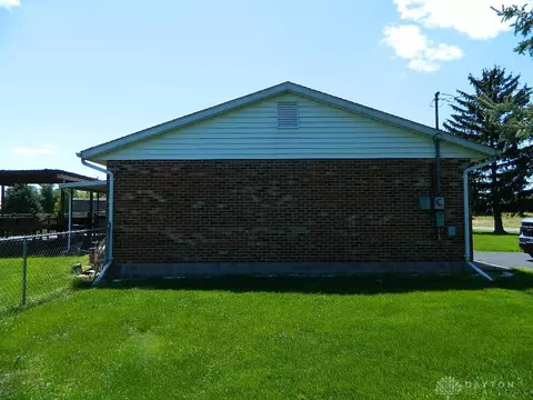 2960 Old Clifton Rd, Springfield, OH 45502 photo 3