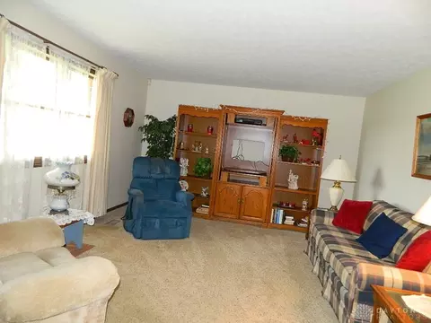 2960 Old Clifton Rd, Springfield, OH 45502 photo 9