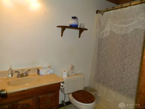 2960 Old Clifton Rd, Springfield, OH 45502 photo 12