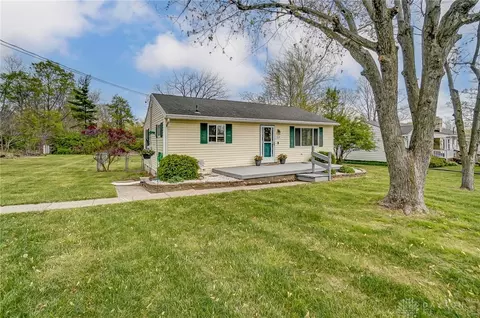 1126 N 11th St, Miamisburg, OH 45342