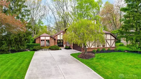 1243 Waterwyck Trl, Dayton, OH 45458
