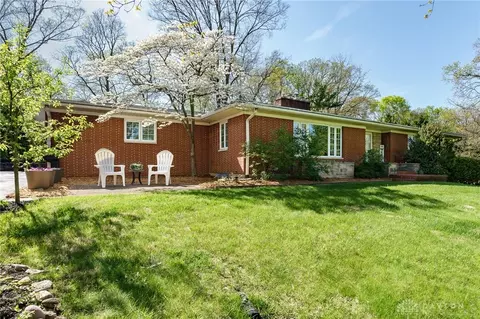 3549 Laurelwood Rd, Kettering, OH 45409