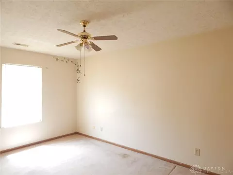 4020 Ryland Dr, Springfield, OH 45503 photo 12