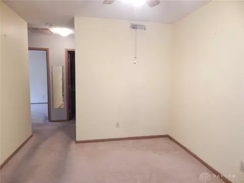 4020 Ryland Dr, Springfield, OH 45503 photo 9