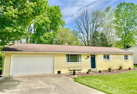 4401 Miller Rd, Middletown, OH 45042