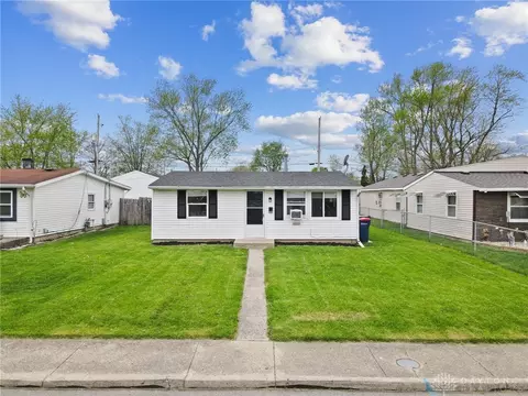 906 Blaine Ave, Piqua, OH 45356