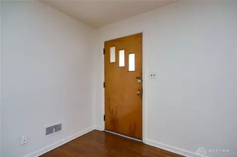716 E Stroop Rd, Dayton, OH 45429 photo 5