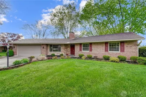 2172 E Oak Tree Dr, Dayton, OH 45440 photo 5