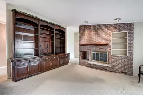2172 E Oak Tree Dr, Dayton, OH 45440 photo 18