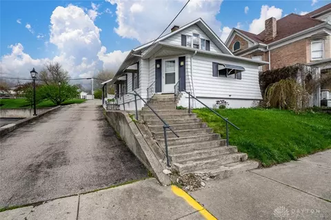 59 N Main St, Waynesville, OH 45068