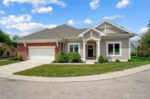 156 Pointe Oakwood Way, Oakwood, OH 45409