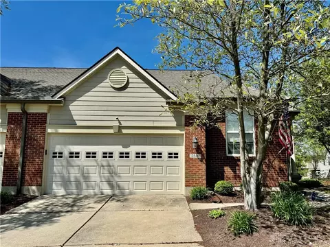2540 Eagle View Dr, Dayton, OH 45431