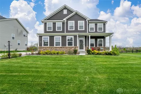2387 Hawes Dr, Dayton, OH 45434