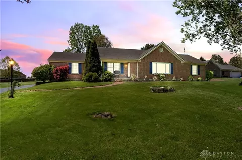 5325 Harveysburg Rd, Waynesville, OH 45068