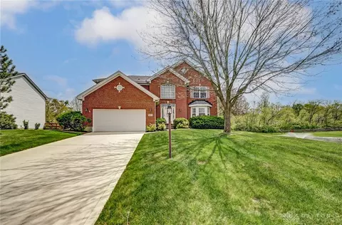2577 Hillsdale Dr, Beavercreek, OH 45431