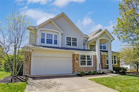 545 Arbor Hills Dr, Springboro, OH 45066