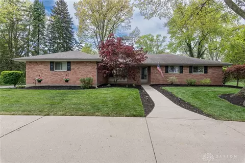 5379 Grantland Dr, Dayton, OH 45429
