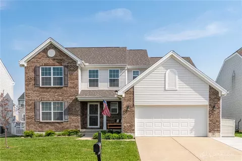 4206 Spicebush Dr, Tipp City, OH 45371