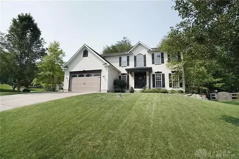 521 Cherry Hill Ln, Lebanon, OH 45036